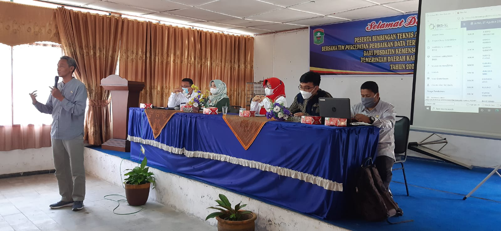 Kunjungan Pusdatin-Kessos Kementrian Sosial RI ke Dinas Sosial Kabupaten Solok Dalam Rangka Percepat