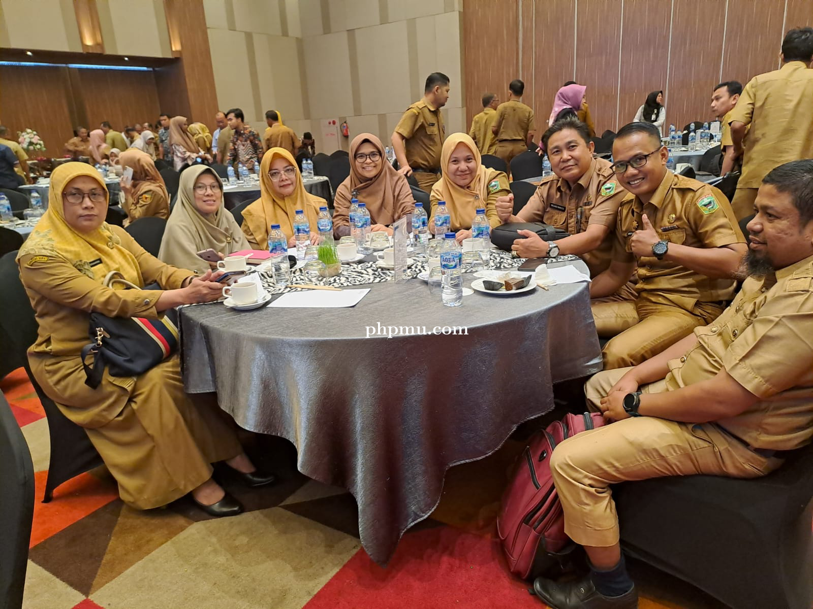 Kepala Dinas Sosial Kabupaten Solok beserta jajaran menghadiri Pertemuan Pemutakhiran Data PBPU/BP  