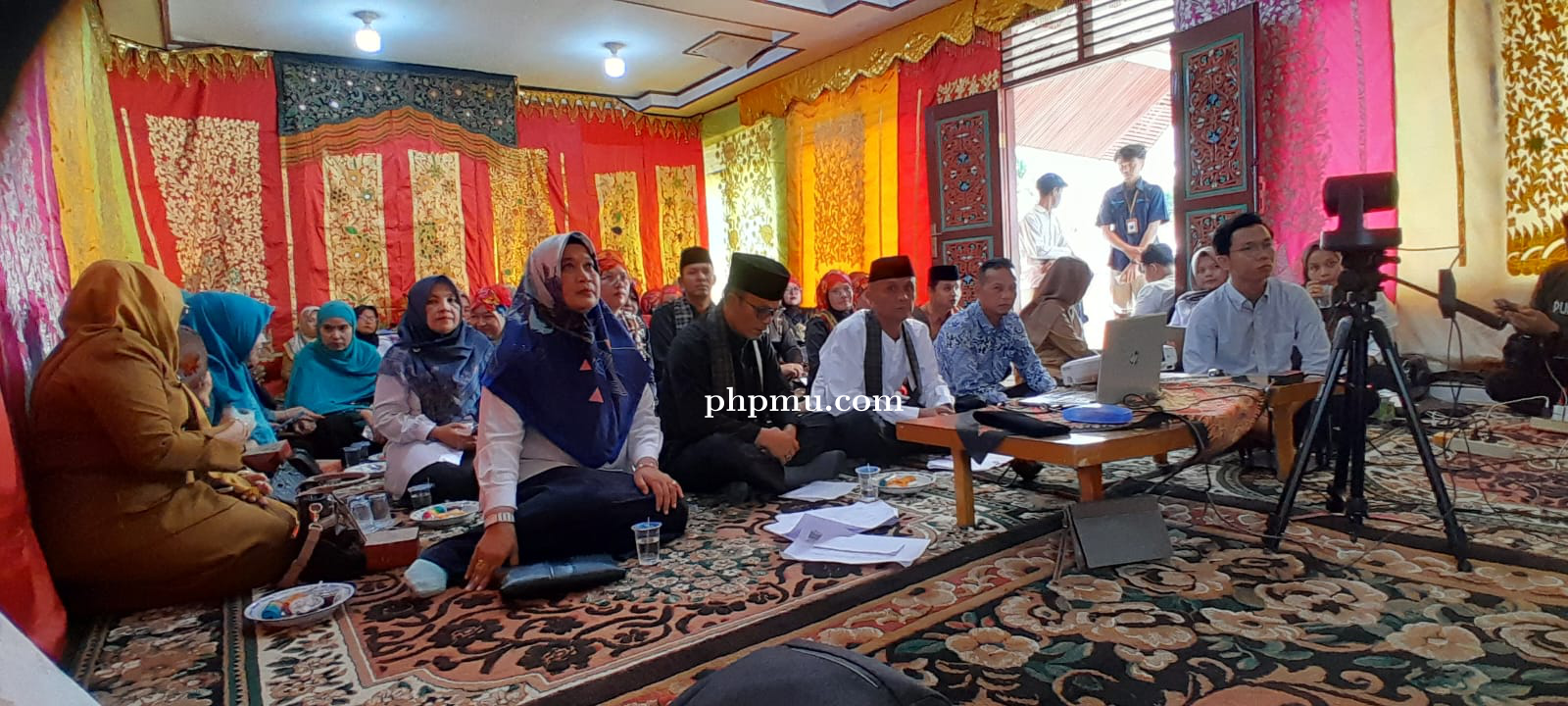 Sekretaris Dinas Sosial Kab. Solok menghadiri Penetapan Kampung Keluarga Berkualitas Nagari JawiJawi