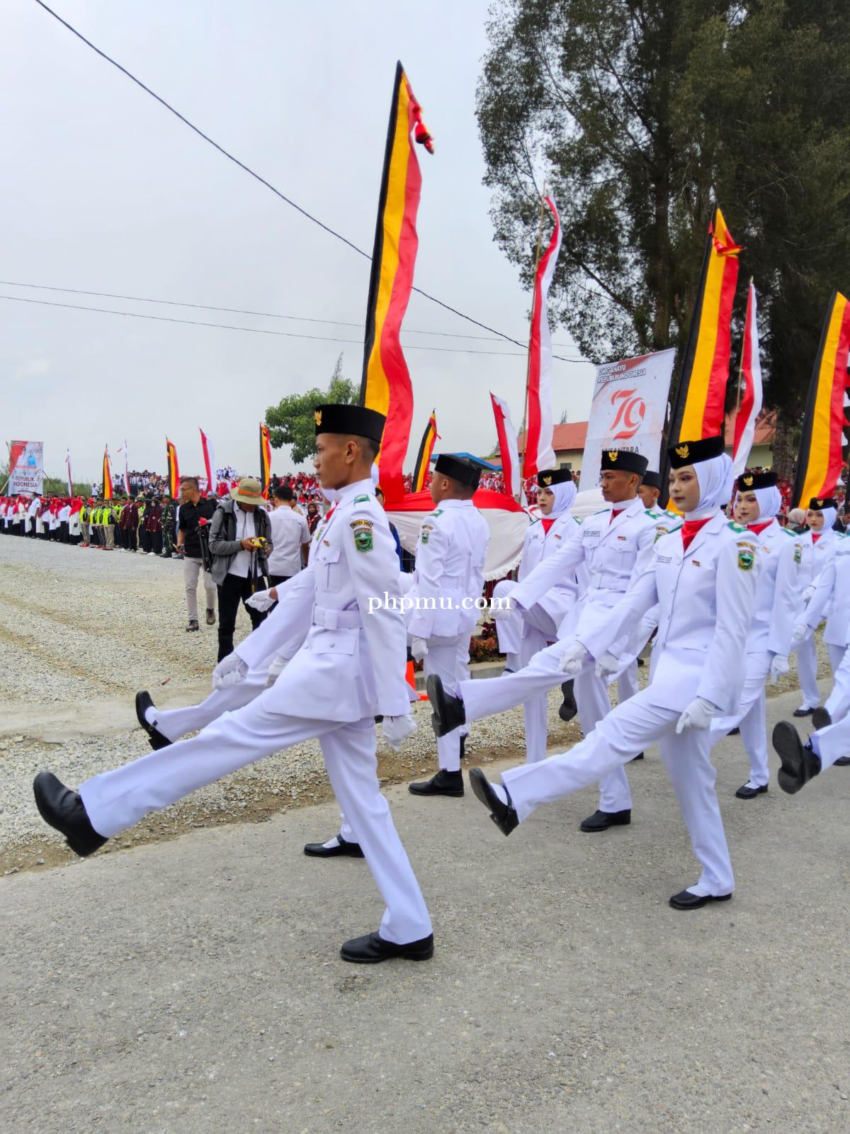 Pelaksanaan Upacara Peringatan Kemerdekaan RI Ke-79 di Convension Hall Alahan Panjang