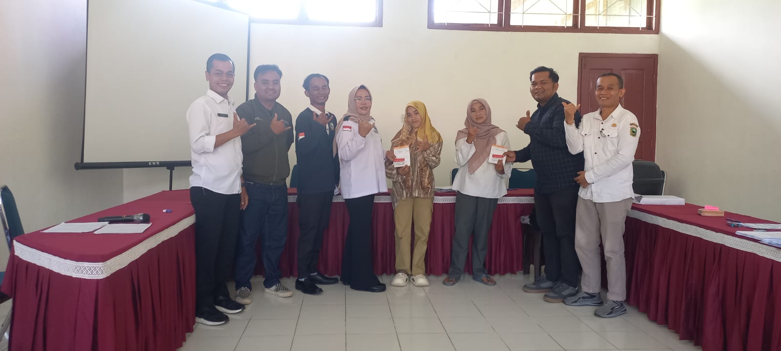 Pastikan Bantuan Tepat Sasaran, Dinas Sosial Salurkan Kartu Keluarga Sejahtera (KKS) dan Buku Tabungan  kepada KPM Program Sembako tahun 2026